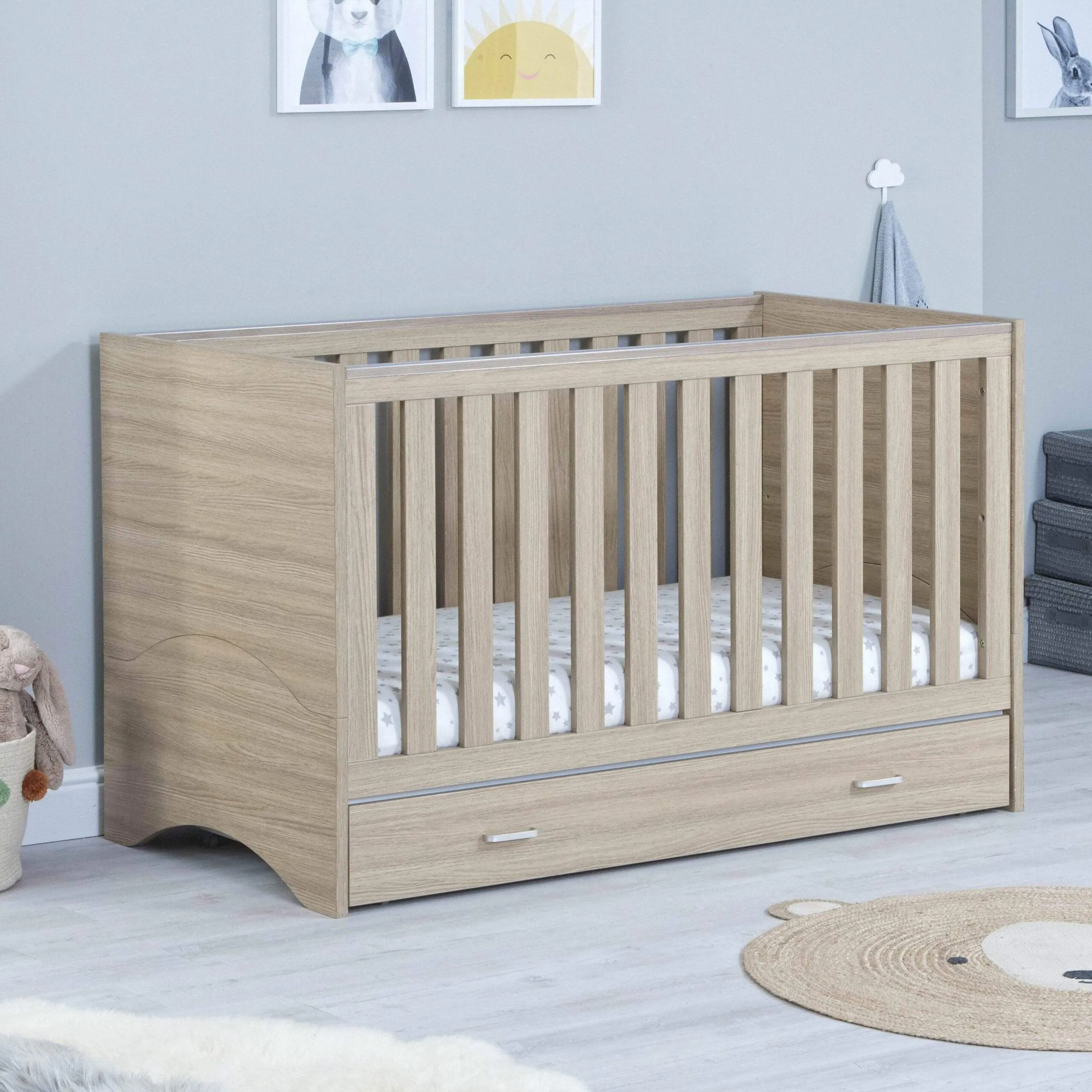 Babymore Veni Cot Bed With Drawer - Oak