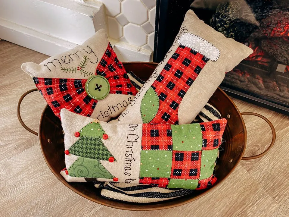 Bundles of Christmas Joy! Mini Bowl Filler Pillows (Downloadable Pattern)